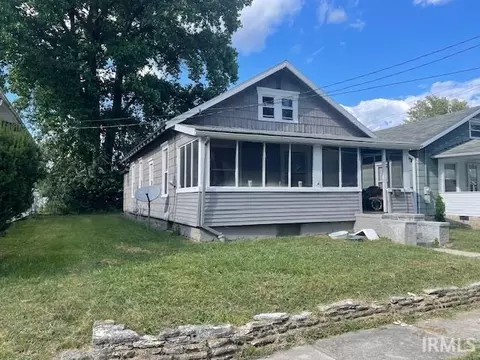 1602 W Adams St, Muncie, IN 47303