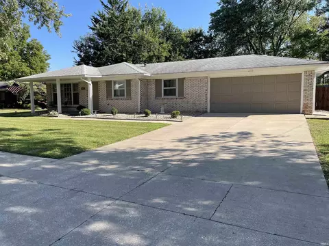 3209 W Twickingham Dr, Muncie, IN 47304