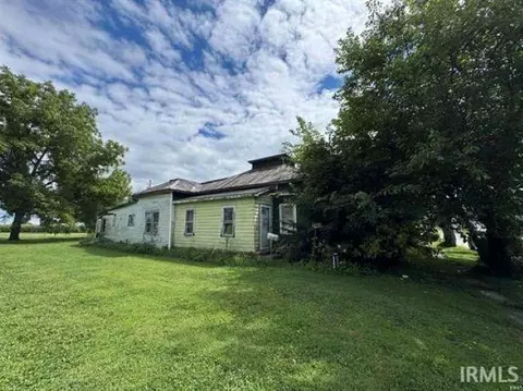 407 S Penn St, Fairmount, IN 46928