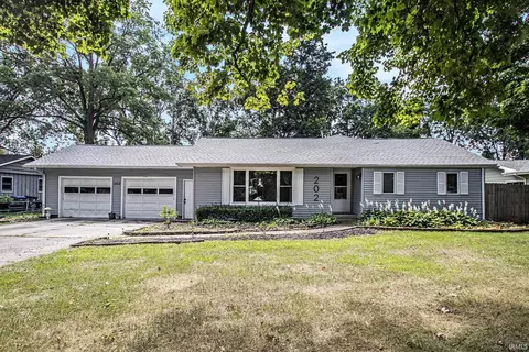 202 Carter Rd, Goshen, IN 46526