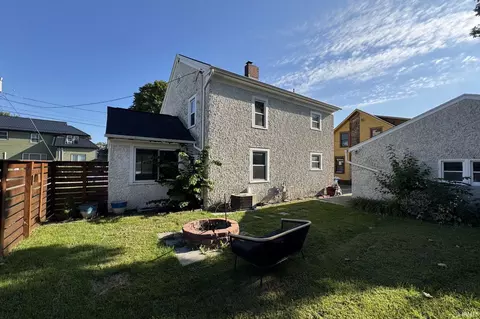 105 E 1st St, Auburn, IN 46706 photo 29