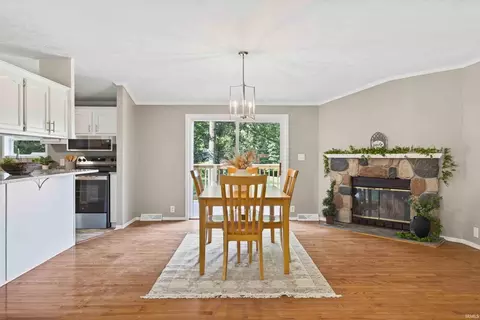 Dining - 1381 Stevens Ln, Mitchell, IN 47446 photo 1 of 4