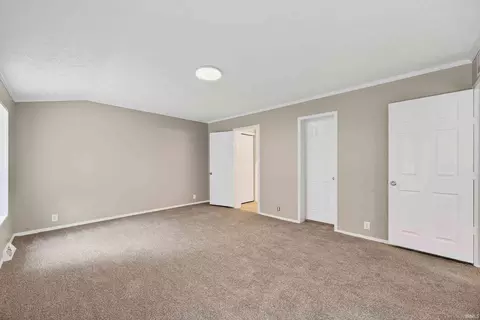 Bedroom - 1381 Stevens Ln, Mitchell, IN 47446 photo 2 of 6
