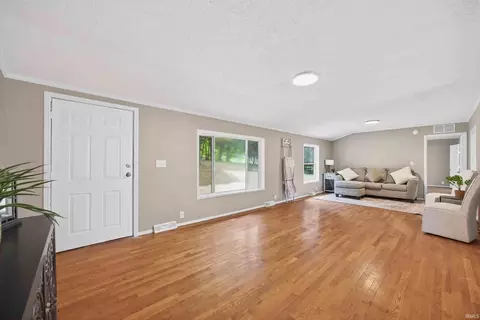 Living - 1381 Stevens Ln, Mitchell, IN 47446 photo 2 of 3