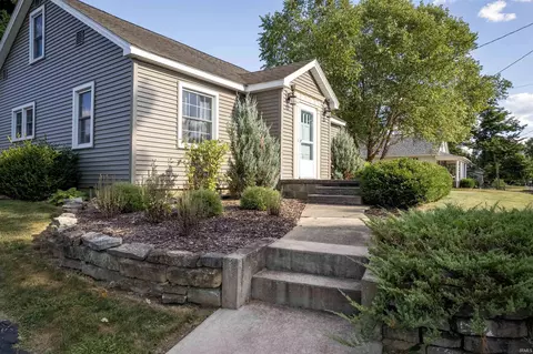 11 Maple St, Greens Fork, IN 47345 photo 4