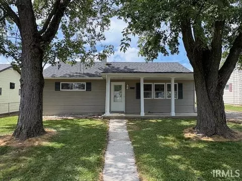 1210 S Shank St, Portland, IN 47371