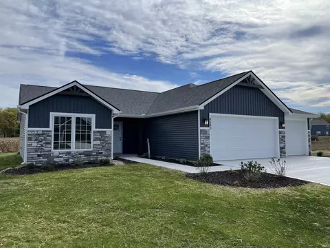 4840 Whittlebury Dr, Fort Wayne, IN 46818