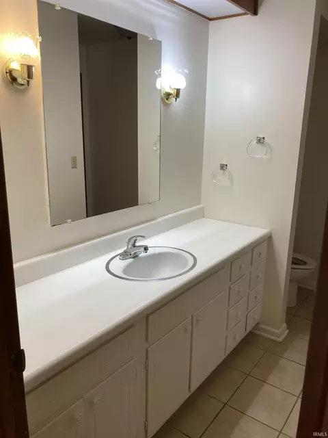 8383 E 900 S, Elberfeld, IN 47613 photo 6