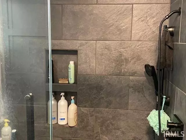 Bath - 1755 W Farview Dr, Peru, IN 46970 photo 3 of 4