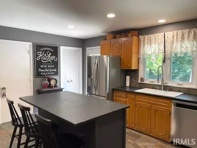 Kitchen - 1755 W Farview Dr, Peru, IN 46970 photo 3 of 4