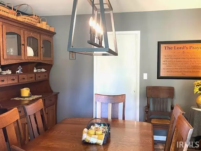 Dining - 1755 W Farview Dr, Peru, IN 46970 photo 2 of 2