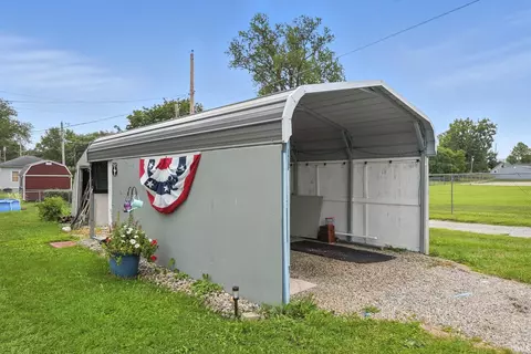301 E High St, Garrett, IN 46738 photo 29