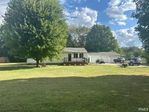 600 N Lawndale Ct, Perrysville, IN 47974