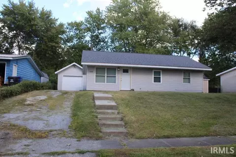 5808 Mendota Dr, Kokomo, IN 46902