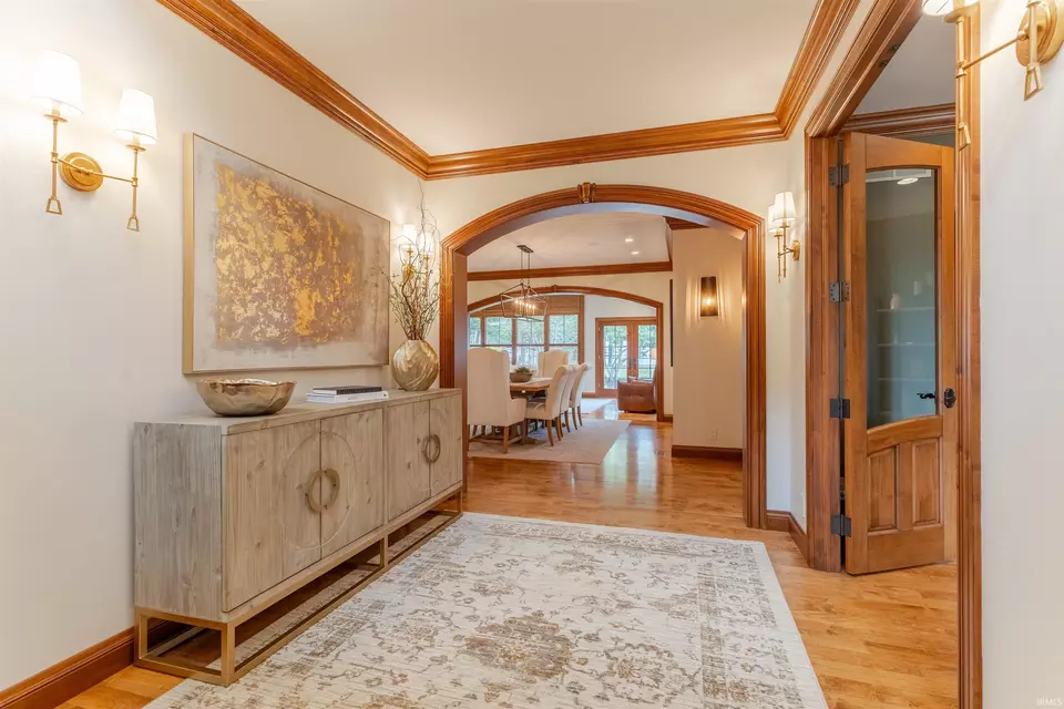 Entry Way - 7922 Jenner Rd, Chandler, IN 47610 photo 2 of 4