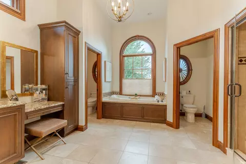 Bath - 7922 Jenner Rd, Chandler, IN 47610 photo 1 of 5