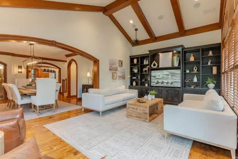 Living - 7922 Jenner Rd, Chandler, IN 47610 photo 1 of 2