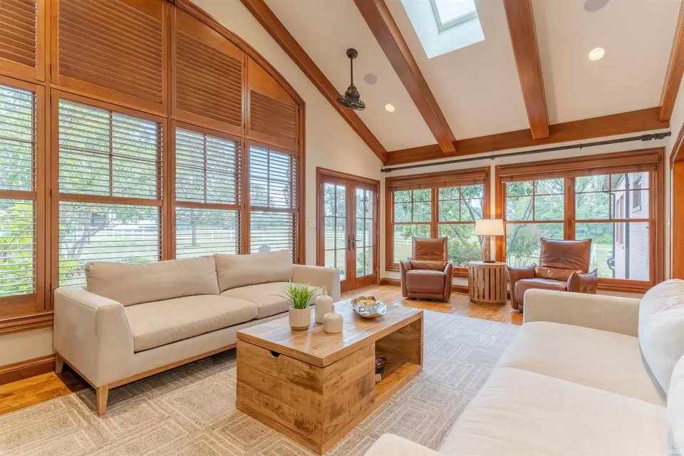 Living - 7922 Jenner Rd, Chandler, IN 47610 photo 2 of 2