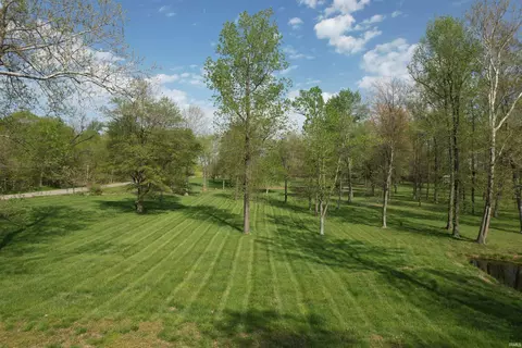 99 E Tennyson Rd, Boonville, IN 47601