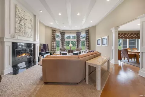 Living - 1801 Bent Tree Ct, Auburn, IN 46706 photo 1 of 3
