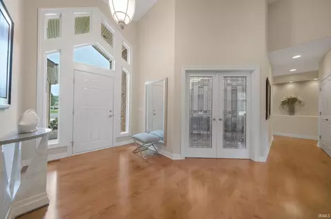 Entry Way - 1801 Bent Tree Ct, Auburn, IN 46706 photo 1 of 2