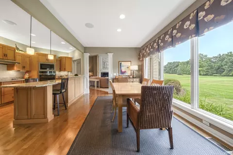 Dining - 1801 Bent Tree Ct, Auburn, IN 46706 photo 3 of 3