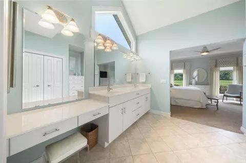 Bath - 1801 Bent Tree Ct, Auburn, IN 46706 photo 1 of 3