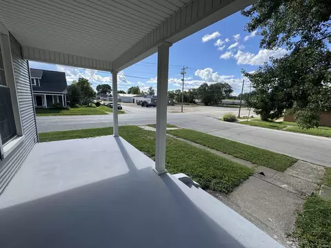 353 E 6th St, Peru, IN 46970 photo 3