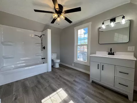 353 E 6th St, Peru, IN 46970 photo 20