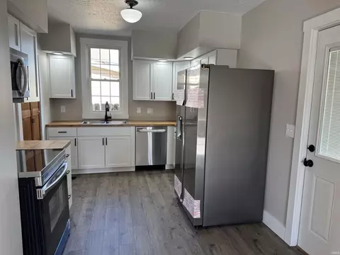 353 E 6th St, Peru, IN 46970 photo 16