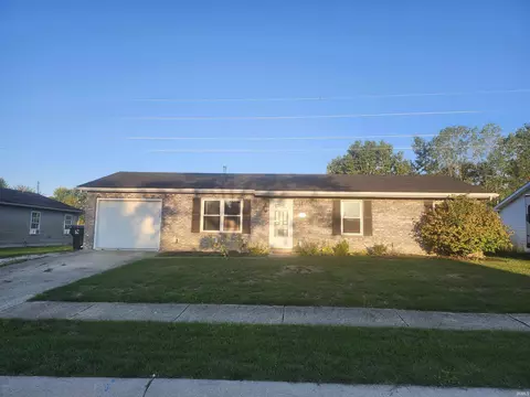 920 Camden Dr, Columbia City, IN 46725