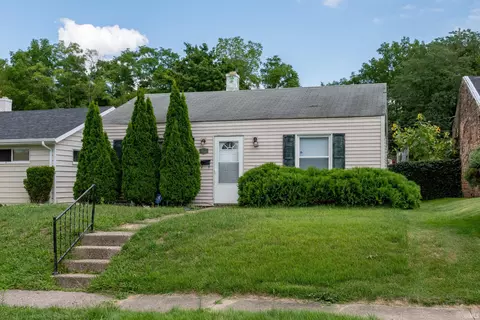 2022 Swygart Ave, South Bend, IN 46613