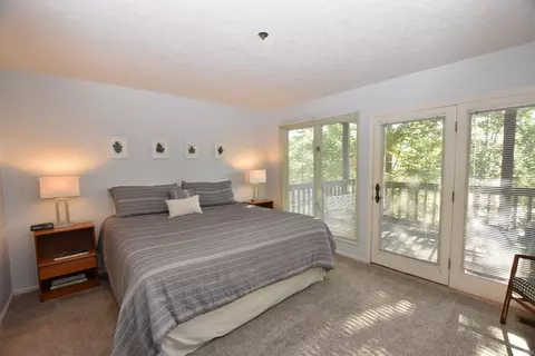 4020 Eagle Bay Dr, Bloomington, IN 47401 photo 9