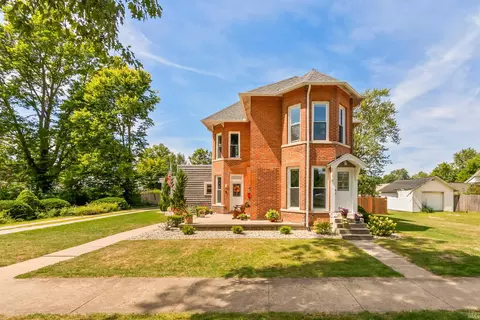 406 N Market St, North Manchester, IN 46962