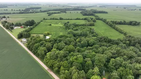 ** S Beaver Dam Road, Claypool, IN 46510
