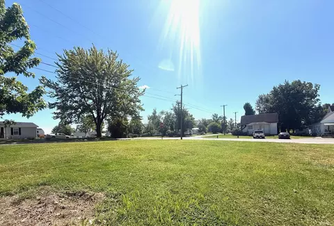 201 W Main St, Mitchell, IN 47446 photo 36