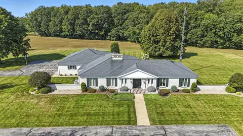 1070 W 100 N, Angola, IN 46703
