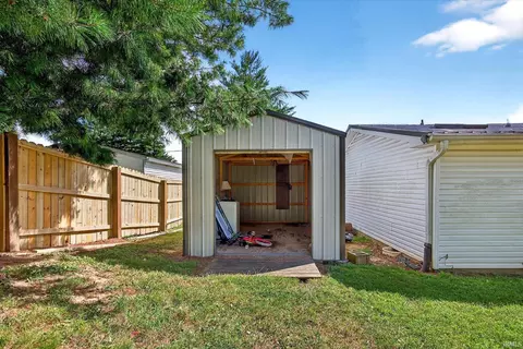 106 Edwards Ln, Odon, IN 47562 photo 34