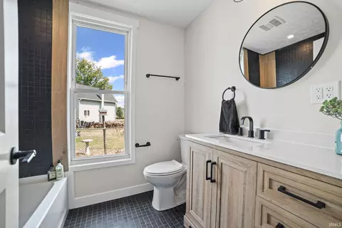 413 W Summit St, Delphi, IN 46923 photo 17