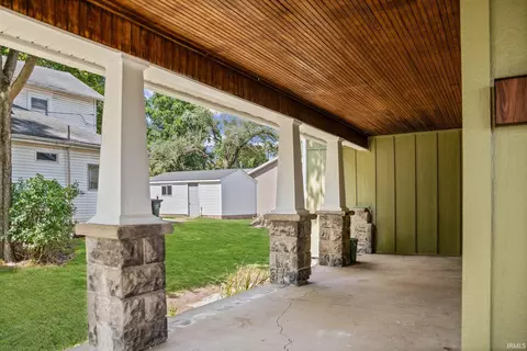 413 W Summit St, Delphi, IN 46923 photo 3