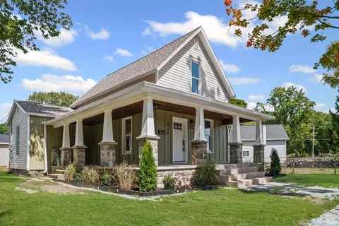413 W Summit St, Delphi, IN 46923 photo 1