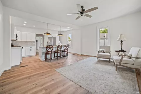 413 W Summit St, Delphi, IN 46923 photo 9