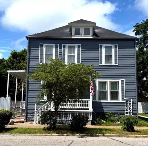 227 S 7th St, Vincennes, IN 47591