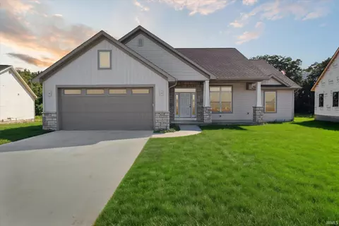 2548 Timberstone Dr, Elkhart, IN 46514