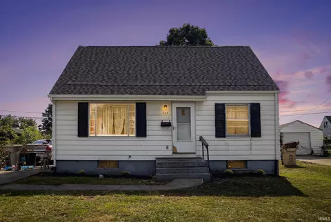 127 S Gladstone St, South Bend, IN 46619