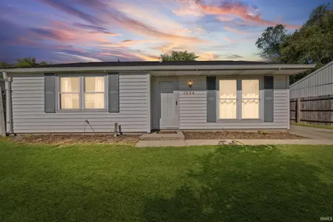 1004 Beaumont Dr, Lafayette, IN 47905