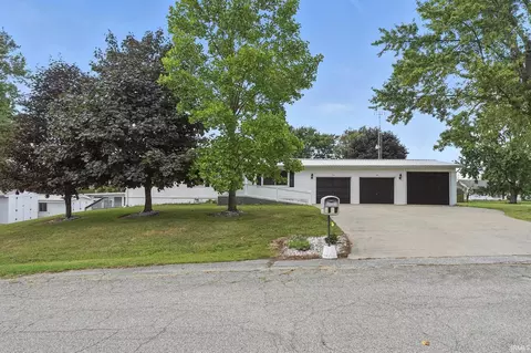 1710 N 080 E, Lagrange, IN 46761 photo 2