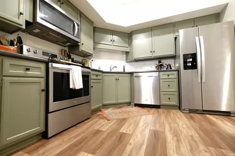 Kitchen - 2606 E 2nd St UNIT D, Bloomington, IN 47401 photo 1 of 2
