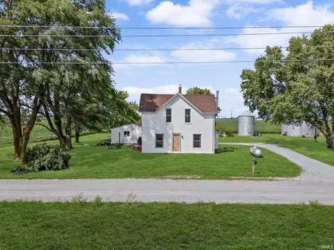 7907 W 900 South St, Brookston, IN 47923