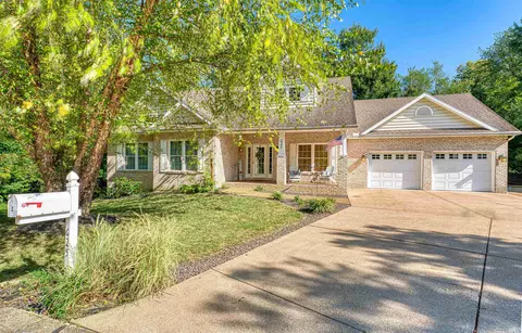 625 Brook Run Ct, Evansville, IN 47711